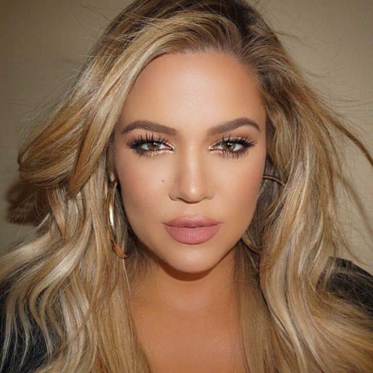 Tudo Sobre Khloe Kardashian Pausa Para Feminices